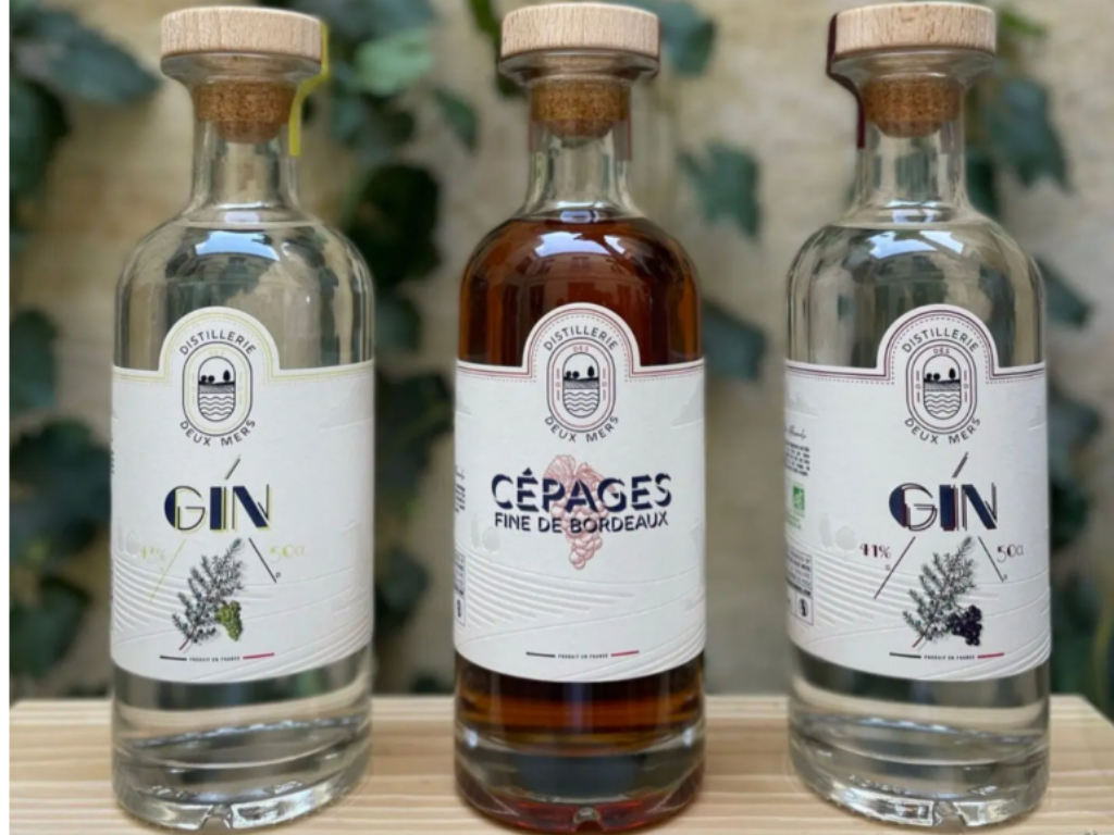 alt="Fine de Bordeaux Distillerie des Deux Mers"