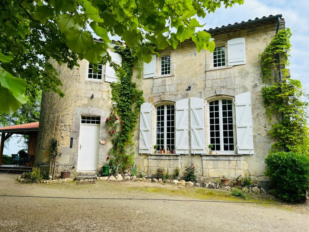 Maison de la famille sur le domaine.
